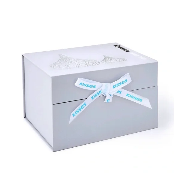 Godinger Silver Hershey's Kisses Crystal Set - Picture 4 of 5